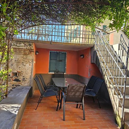 Casa Atena, Spaziosa, Romantica Con Idromassaggio Privato Varazze Luaran gambar